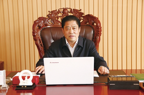IM电竞湖北永恒创造中国光伏产业卓越绩效(图1)