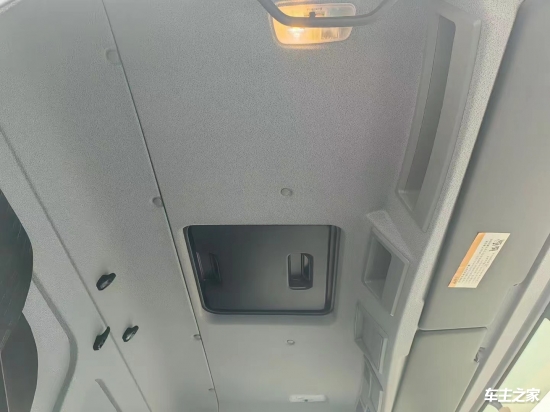 IM电竞奔驰Atego1023四驱柴油底盘适合改装越野旅居房车(图8)