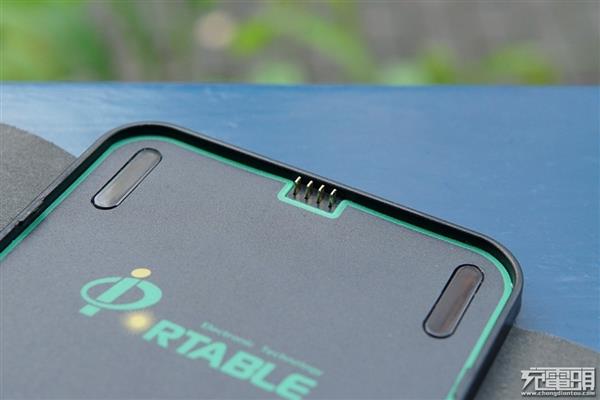 Porable太阳能充电板移动电源上手：最大功率10W(图16)