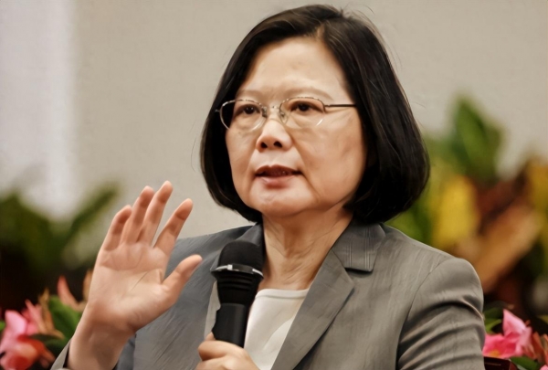 蔡英文称自己“涉世未深” 台网友：标准大小姐(图5)