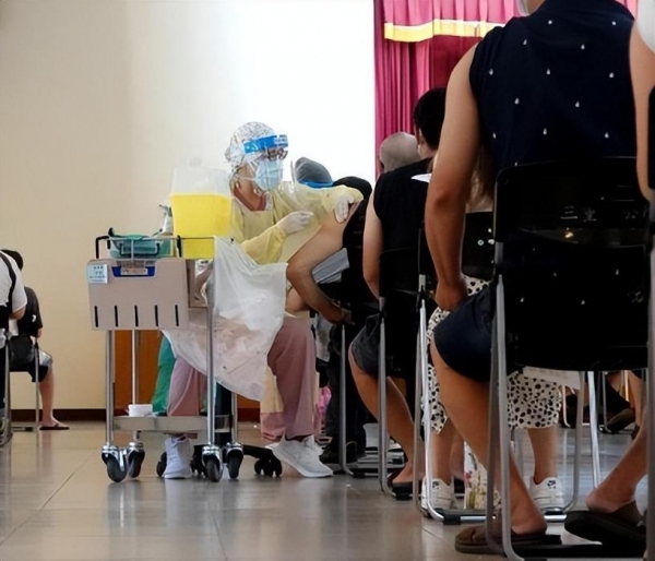 蔡英文称自己“涉世未深” 台网友：标准大小姐(图2)