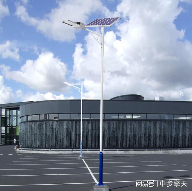 路灯照明光伏组件生产线在太阳能路灯城市照明领域的展现形式(图1)