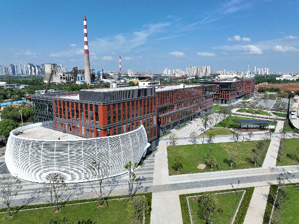 IM电竞“坚定发展信心憧憬美好未来” 代表委员热议报告热词(图1)