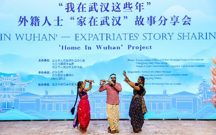 IM电竞“坚定发展信心憧憬美好未来” 代表委员热议报告热词(图2)