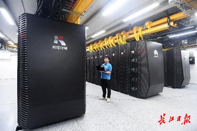 IM电竞“坚定发展信心憧憬美好未来” 代表委员热议报告热词(图3)