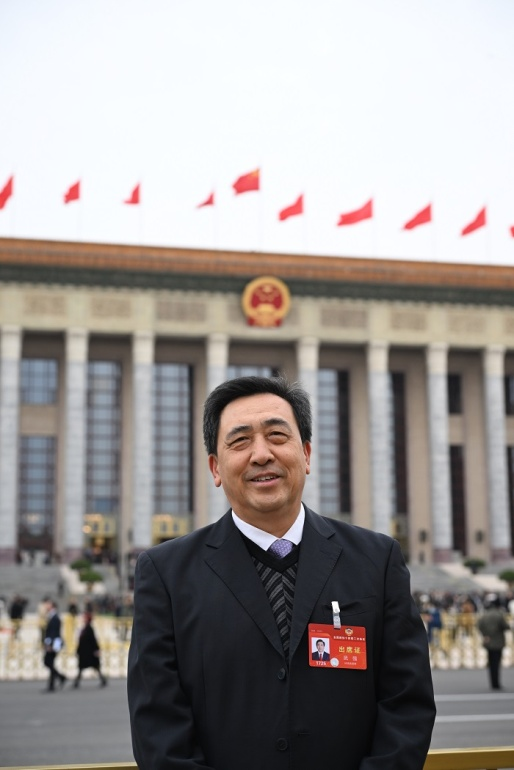 全国政协委员武强：风能、太阳能发展助力中国能源结构转型IM电竞升级(图1)