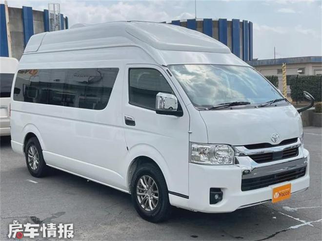 国内引入必火！新款丰田海IM电竞狮房车内部设计和家里一样太实用了(图3)