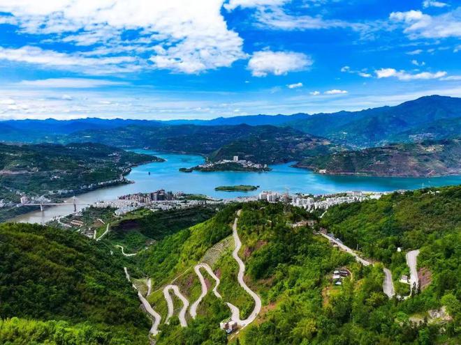 江作青罗带 山如碧玉簪！看云南昭通的生态之景、江河之景、产业(图4)